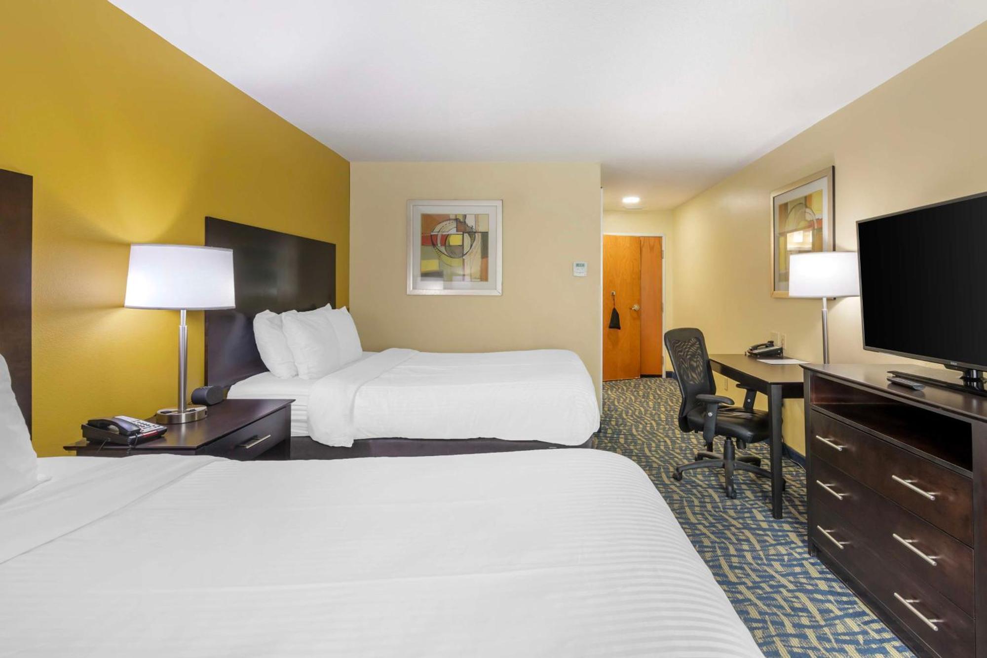 Best Western Plus Brunswick Inn&Suites Exterior foto
